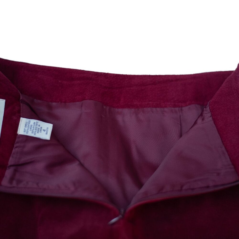 Genuine Burgundy Suede Leather Mini Skirt Lord & Taylor Size 4 Y2K Goth Witchy - Picture 3 of 5